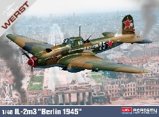 academy-1-48-il-2m3-berlin-1945