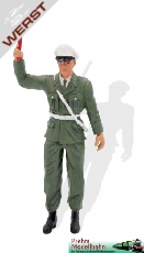 prehm-miniaturen-ddr-brd-verkehrspolizist