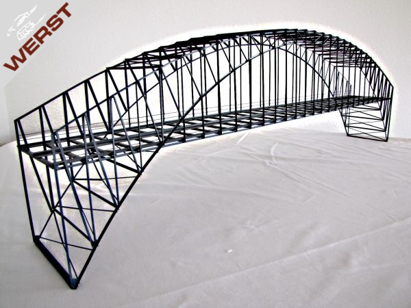 hack-modellbahnartikel-bogenbrucke-100-cm-2-gleisig-grau-1